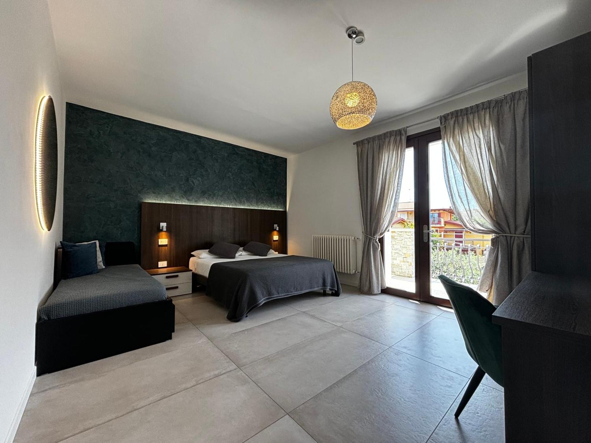 Villa Elena Desenzano del Garda Eksteriør billede