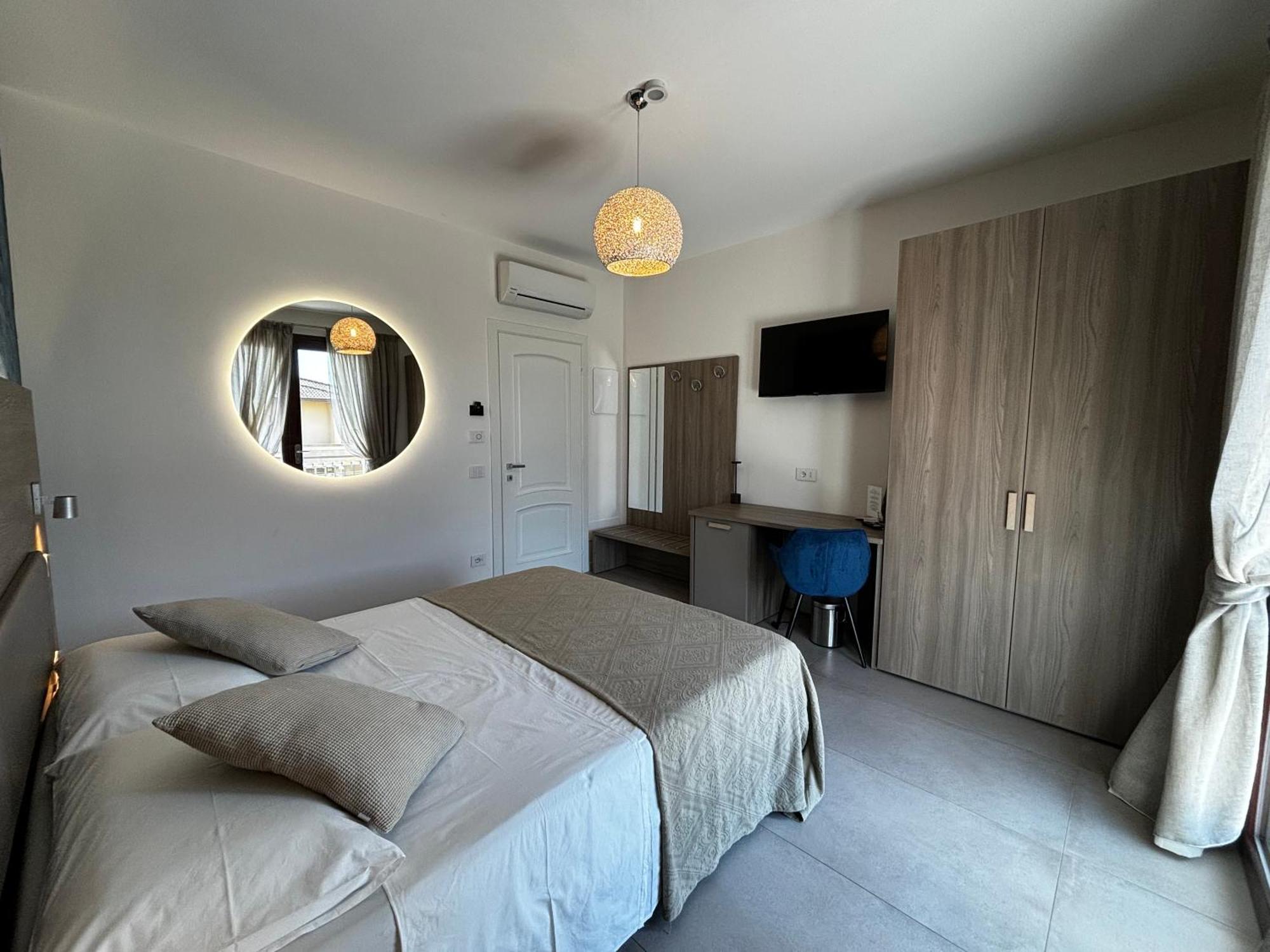 Villa Elena Desenzano del Garda Eksteriør billede