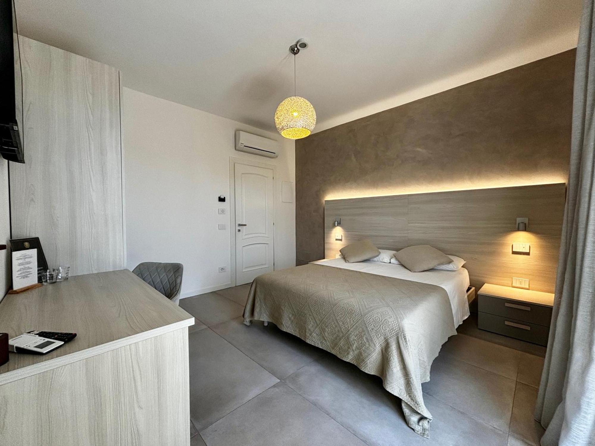 Villa Elena Desenzano del Garda Eksteriør billede